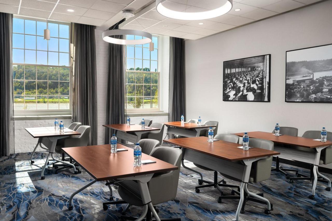 Fairfield Inn & Suites Madison Historic Eagle Cotton Mill 外观 照片