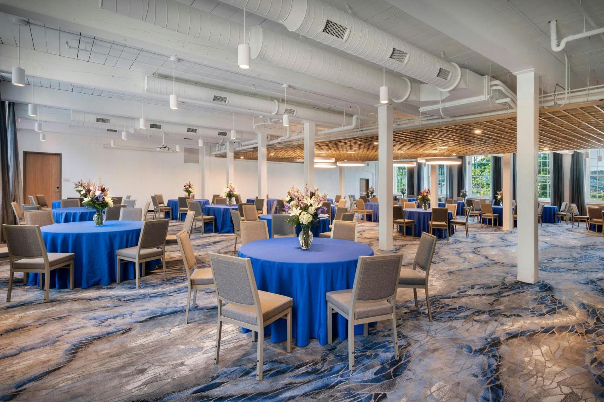 Fairfield Inn & Suites Madison Historic Eagle Cotton Mill 外观 照片