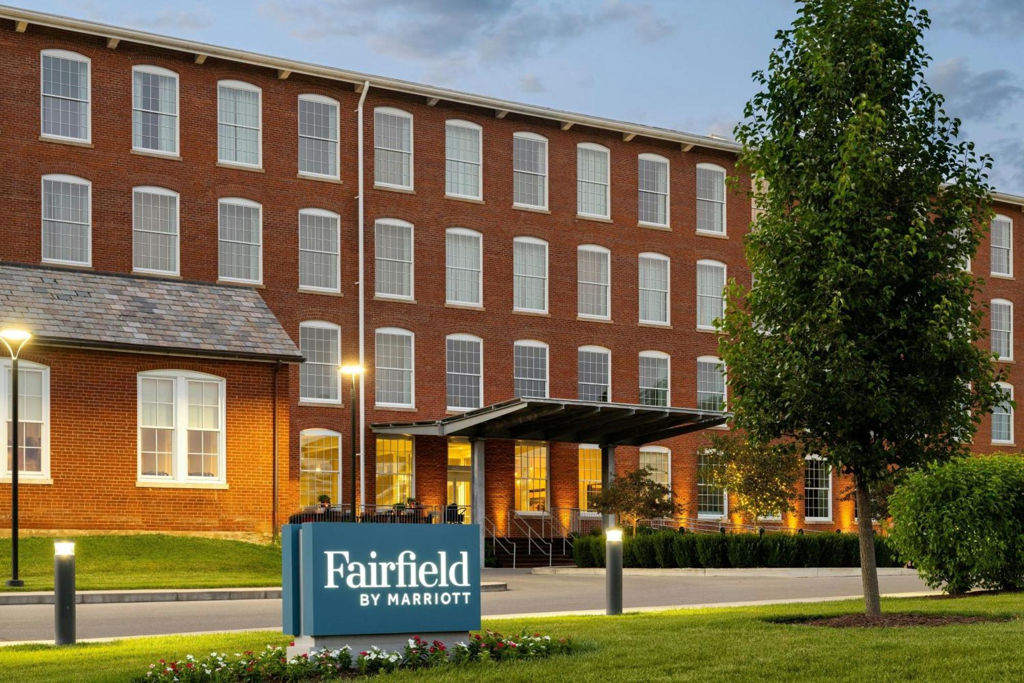 Fairfield Inn & Suites Madison Historic Eagle Cotton Mill 外观 照片